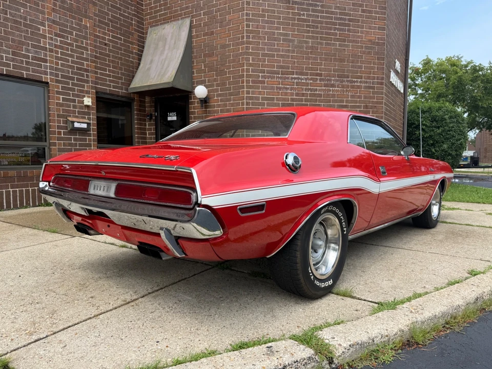 1970 Dodge Challenger R/T & T/A 1st Gen - Image 8 of 31