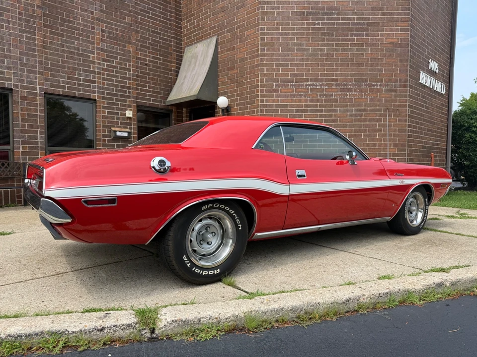 1970 Dodge Challenger R/T & T/A 1st Gen - Image 9 of 31