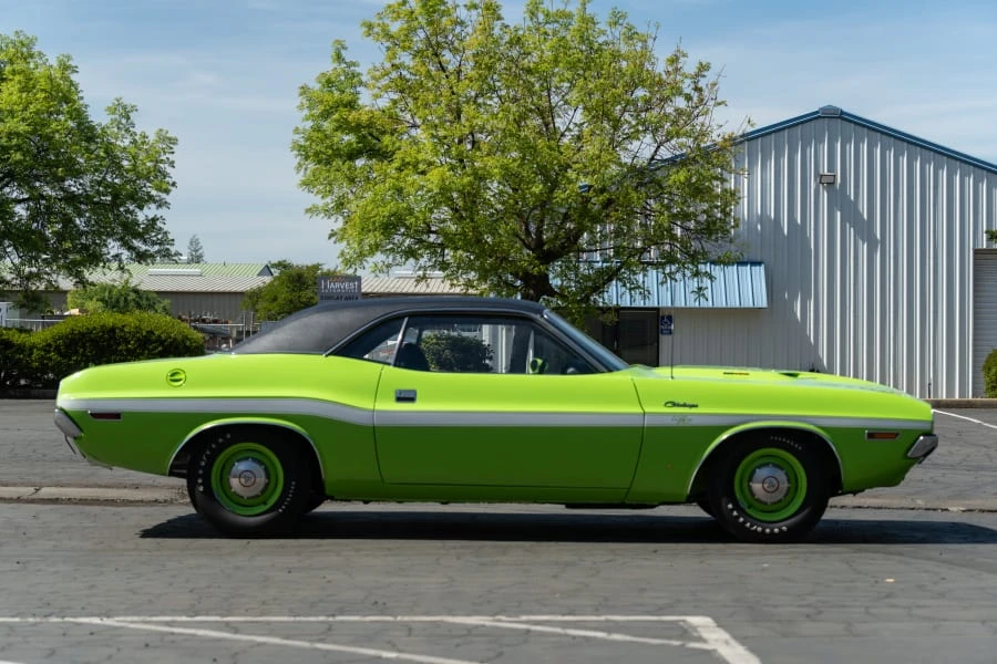 1970 Dodge Challenger R/T & T/A 1st Gen - Image 15 of 31