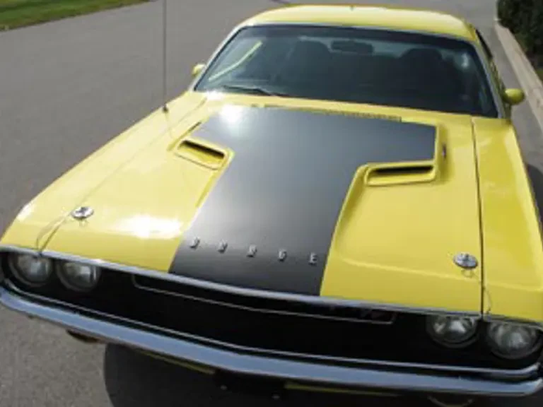 1970 Kaiser Darrin - Image 3 of 13