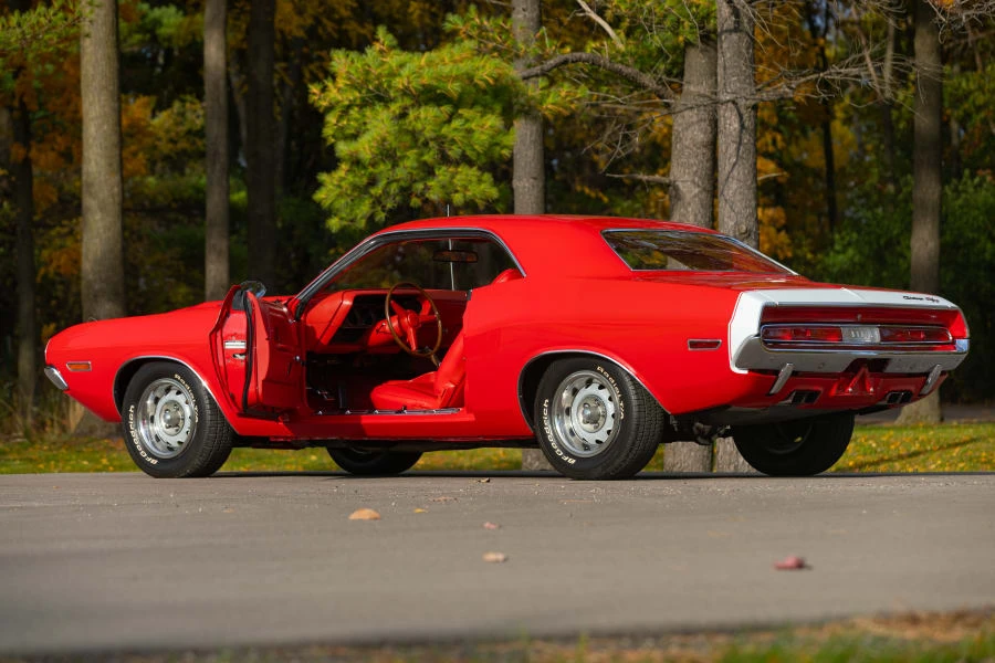 1970 Dodge Challenger R/T & T/A 1st Gen - Image 7 of 31