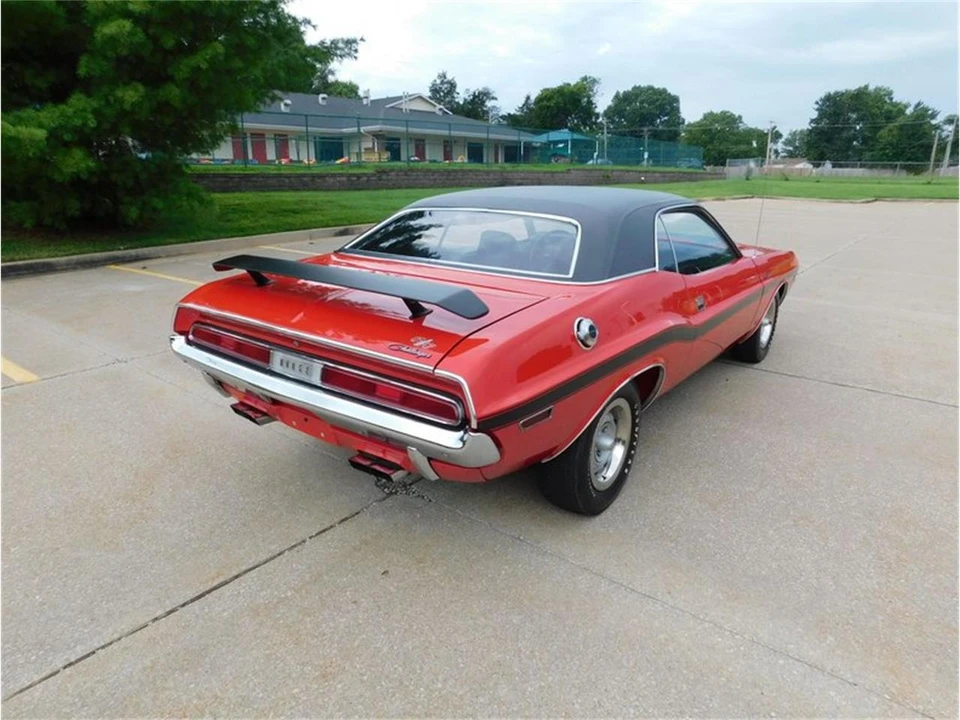 1970 Dodge Challenger R/T & T/A 1st Gen - Image 7 of 31