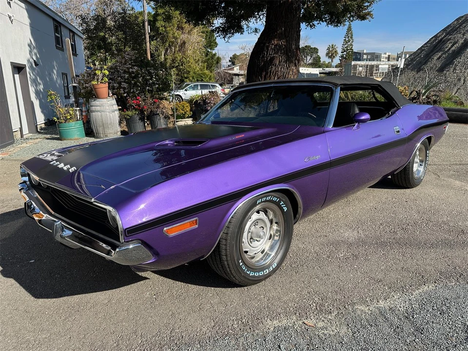 1970 Dodge Challenger R/T & T/A 1st Gen - Image 5 of 31