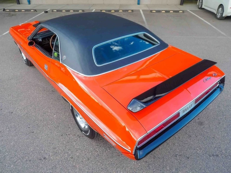 1970 Dodge Challenger Hemi 1st Gen - Image 11 of 12