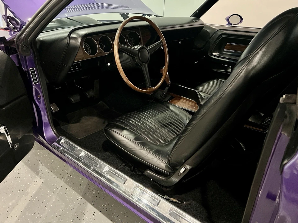 1970 Dodge Challenger Hemi 1st Gen - Image 19 of 24