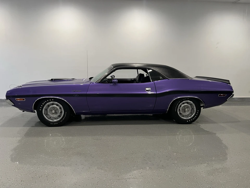 1970 Dodge Challenger Hemi 1st Gen - Image 12 of 24