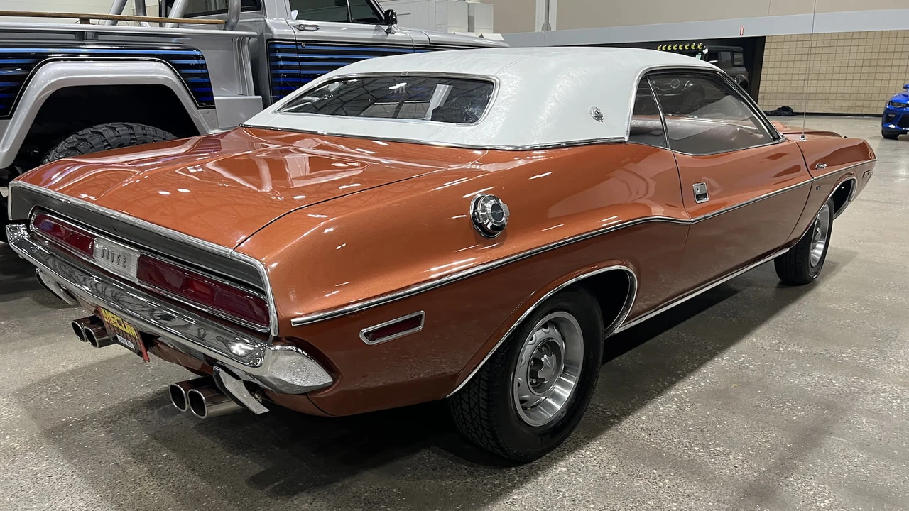 1970 Dodge Challenger 1st Gen - Image 9 of 10