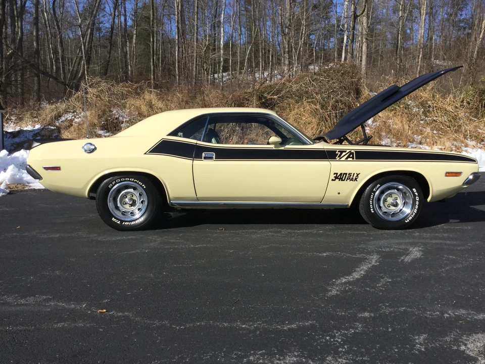 1970 Dodge Challenger R/T & T/A 1st Gen - Image 4 of 31