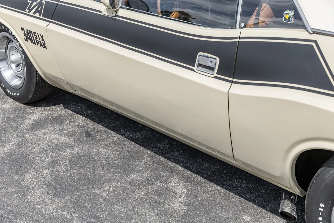 1970 Dodge Challenger R/T & T/A 1st Gen - Image 14 of 31