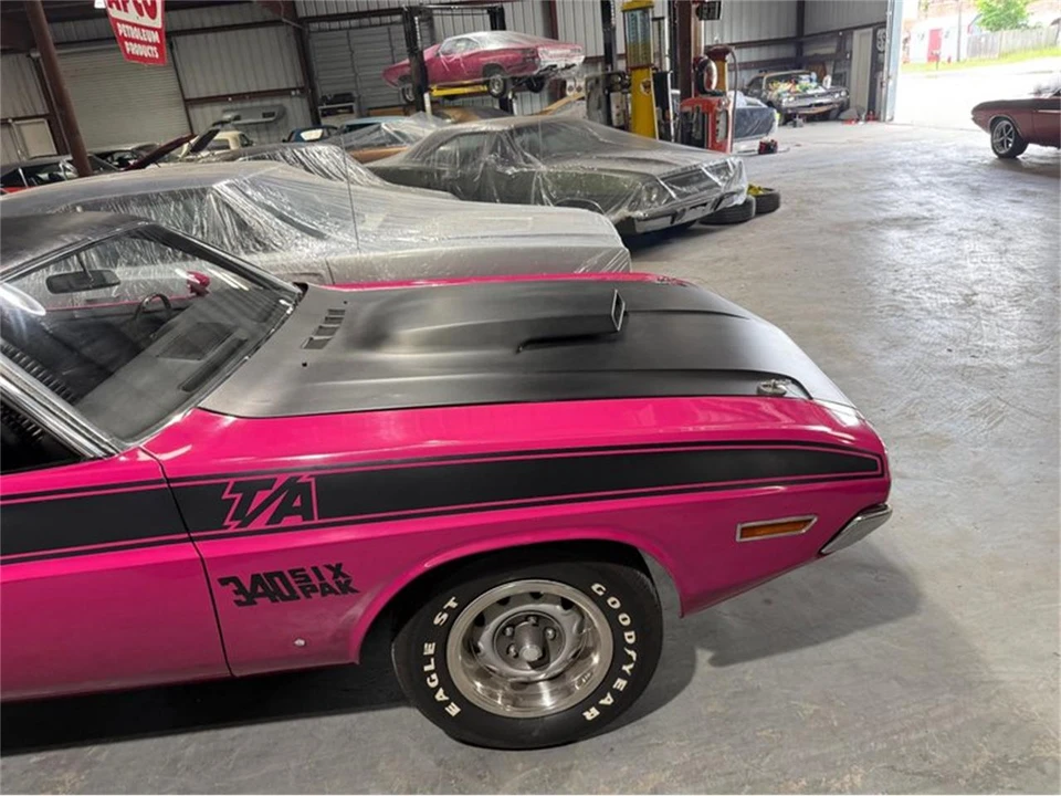 1970 Dodge Challenger R/T & T/A 1st Gen - Image 6 of 31