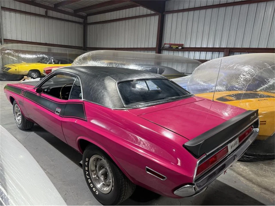1970 Dodge Challenger R/T & T/A 1st Gen - Image 9 of 31