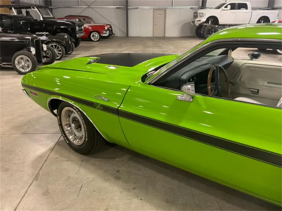 1970 Dodge Challenger 1st Gen - Image 20 of 30