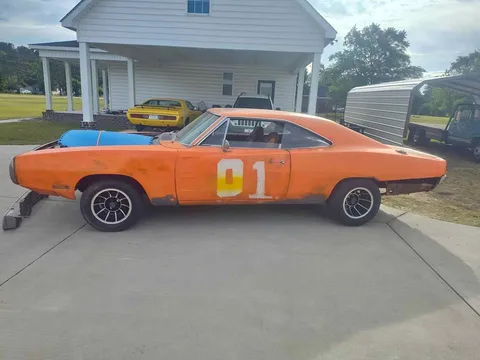 Dodge Charger 500 Front Clip