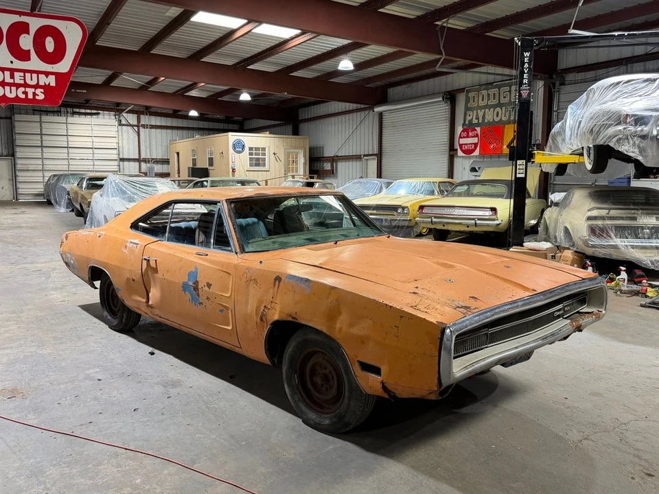 1970 Dodge Charger 2nd Gen - Image 2 of 31