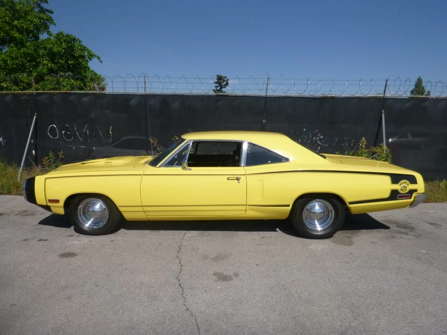 1970 Dodge Coronet 4th Gen - Image 2 of 9