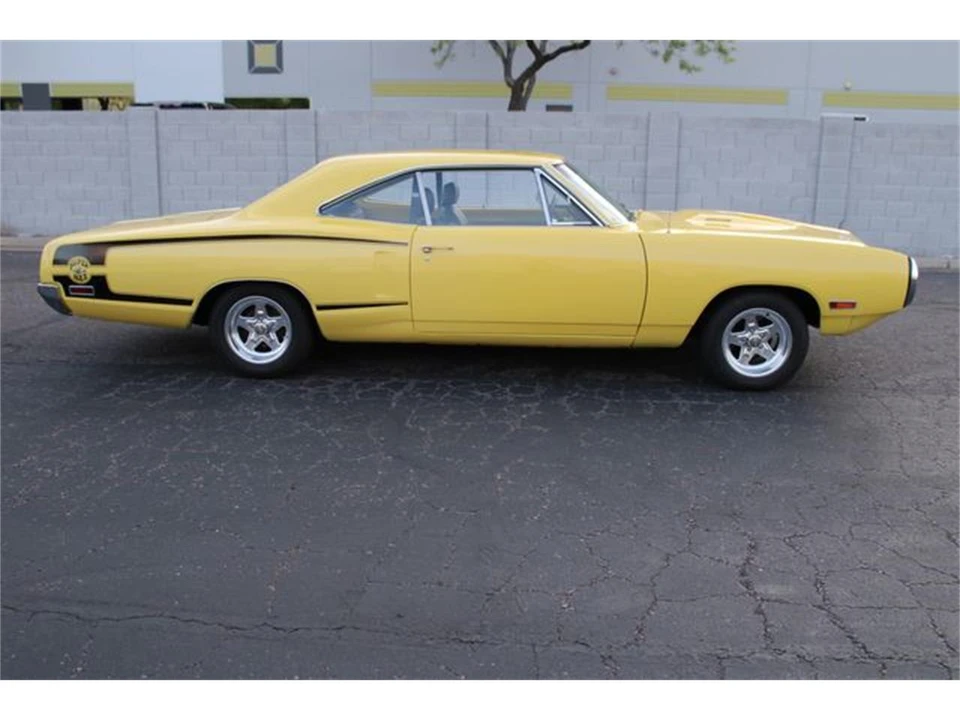 1970 Dodge Coronet 4th Gen - Image 2 of 31