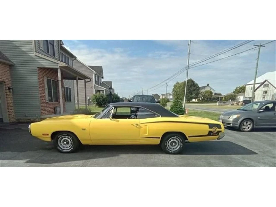 1970 Dodge Coronet 4th Gen - Image 2 of 18