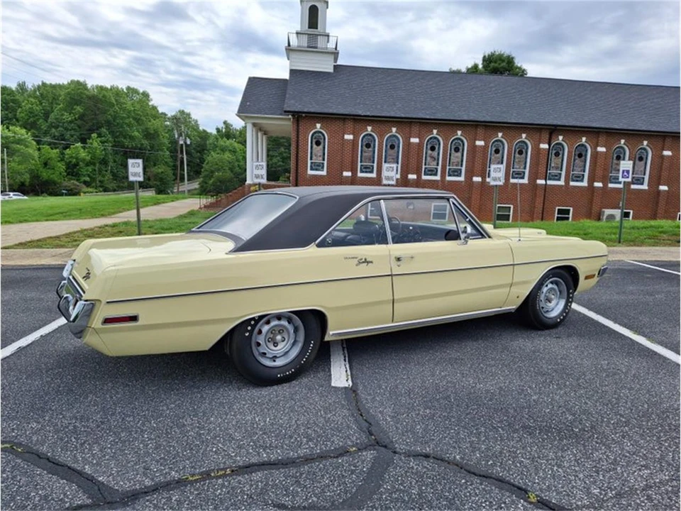 1970 Dodge Dart - Image 10 of 31