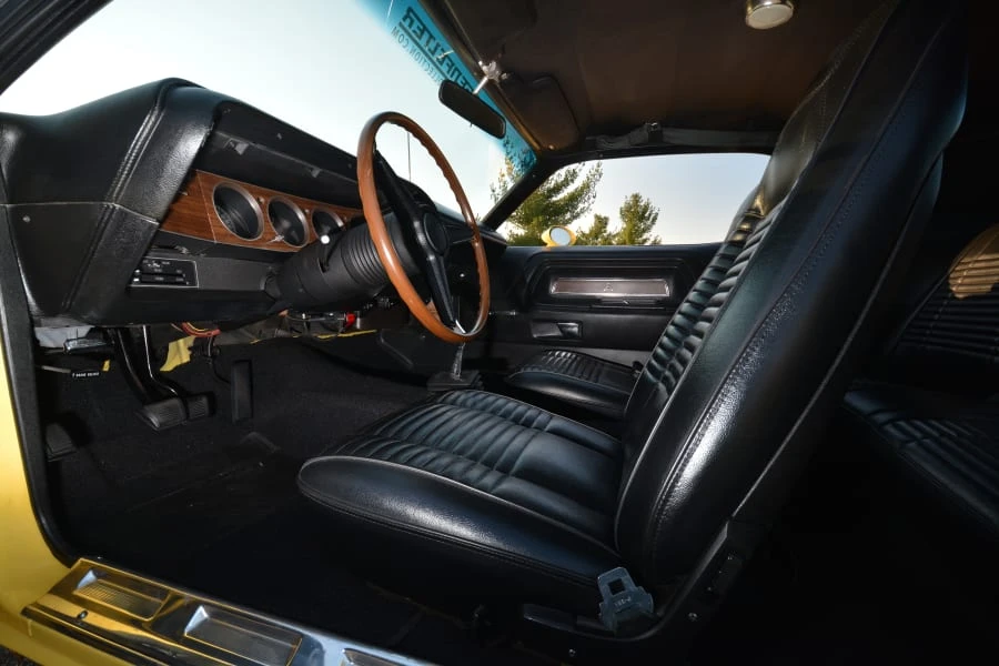 1970 Dodge Challenger Hemi 1st Gen - Image 17 of 20