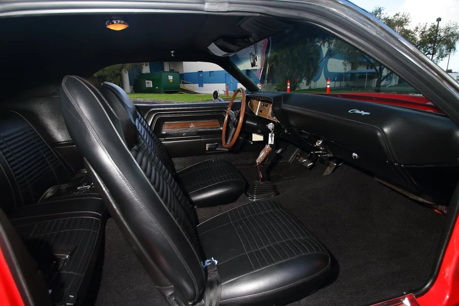 1970 Dodge Challenger Hemi 1st Gen - Image 5 of 12