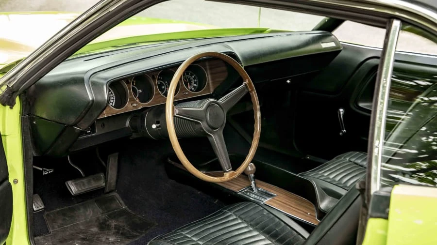 1970 Dodge Challenger Hemi 1st Gen - Image 4 of 17
