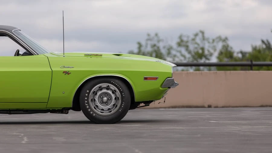 1970 Dodge Challenger Hemi 1st Gen - Image 26 of 31