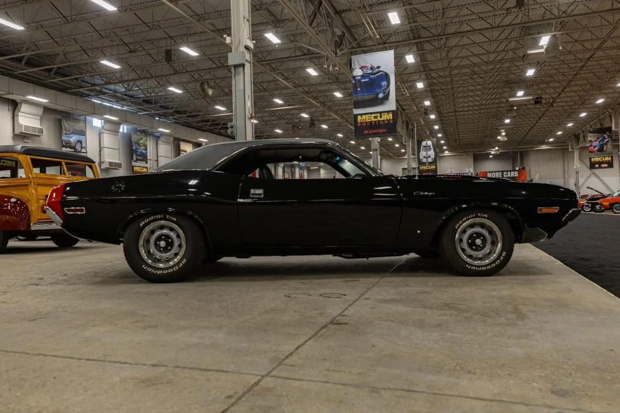 1970 Dodge Challenger Hemi 1st Gen - Image 2 of 31