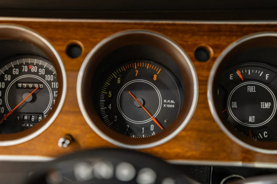 1970 Dodge Challenger Hemi 1st Gen - Image 25 of 31