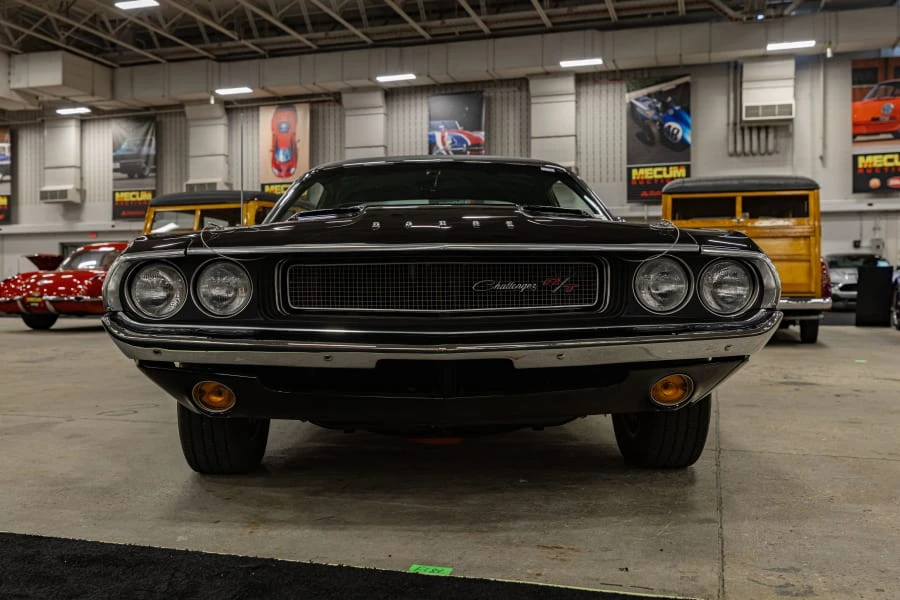 1970 Dodge Challenger Hemi 1st Gen - Image 4 of 31