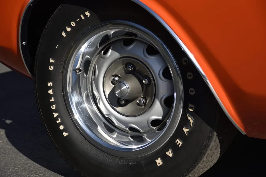 1970 Dodge Challenger Hemi 1st Gen - Image 29 of 31
