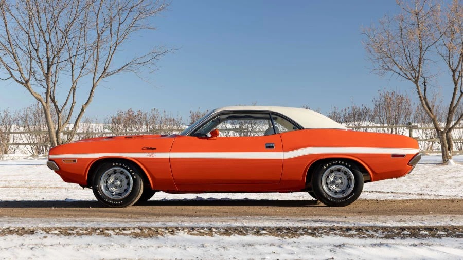 1970 Dodge Challenger Hemi 1st Gen - Image 8 of 31