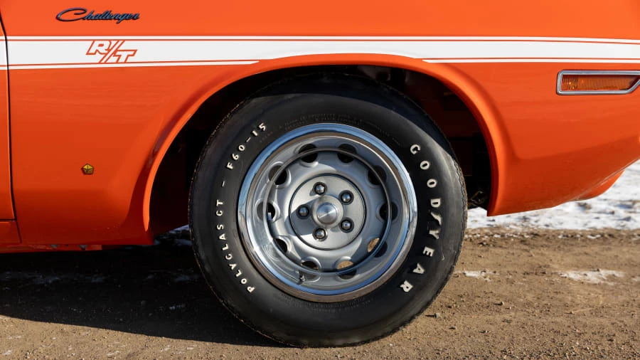 1970 Dodge Challenger Hemi 1st Gen - Image 17 of 31