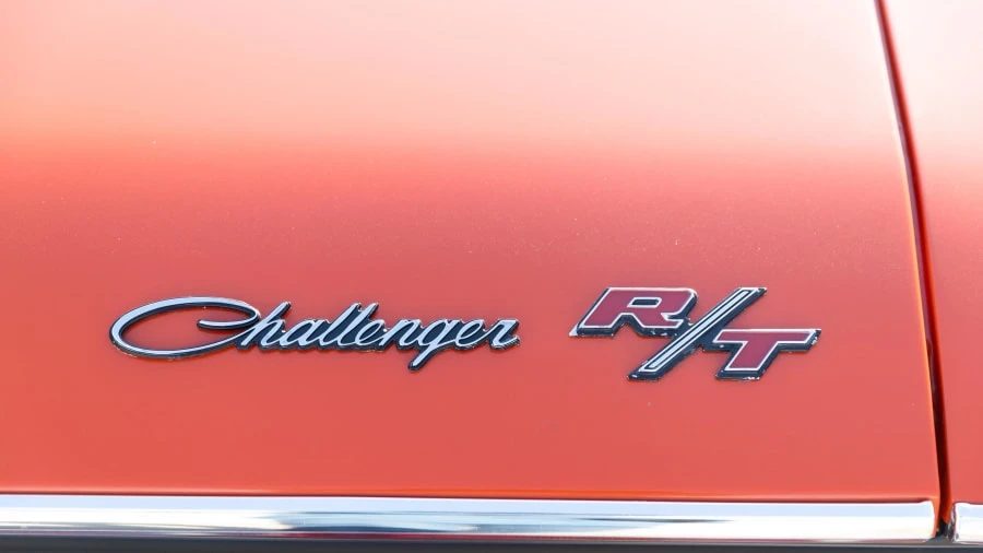1970 Dodge Challenger Hemi 1st Gen - Image 19 of 31