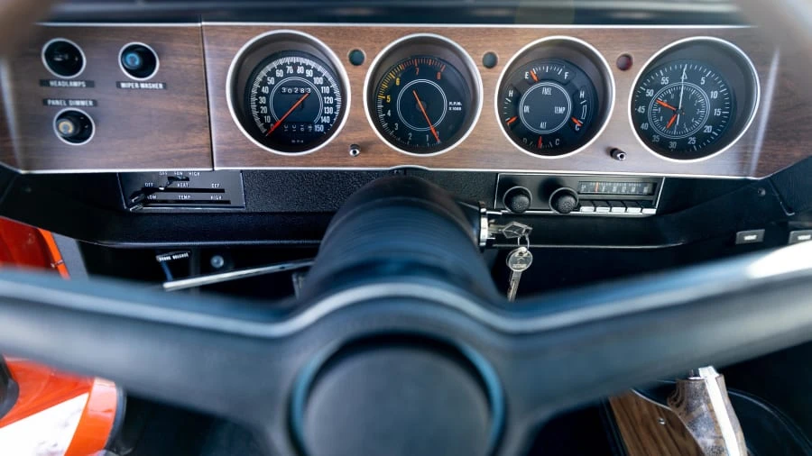 1970 Dodge Challenger Hemi 1st Gen - Image 28 of 31