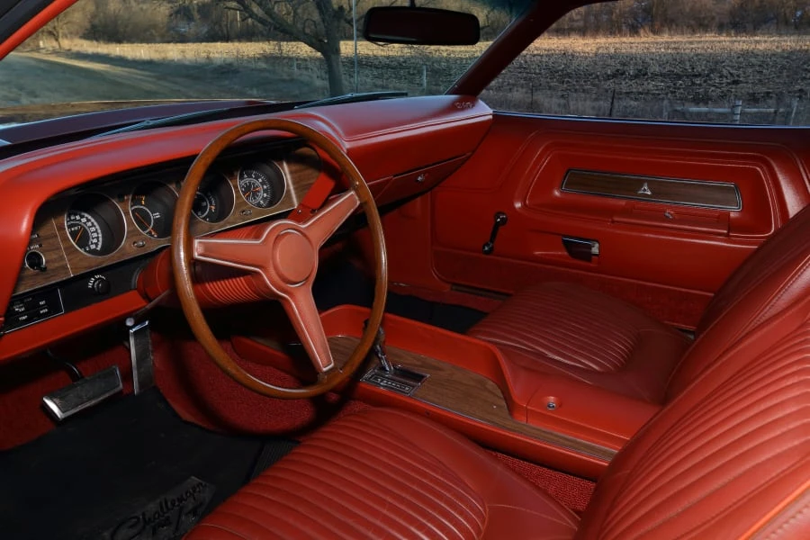 1970 Dodge Challenger Hemi 1st Gen - Image 4 of 12
