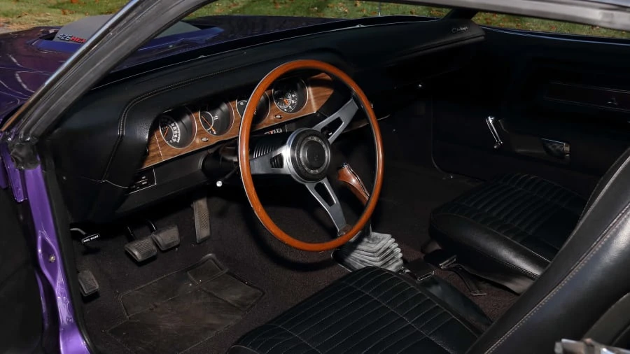 1970 Dodge Challenger Hemi 1st Gen - Image 9 of 20