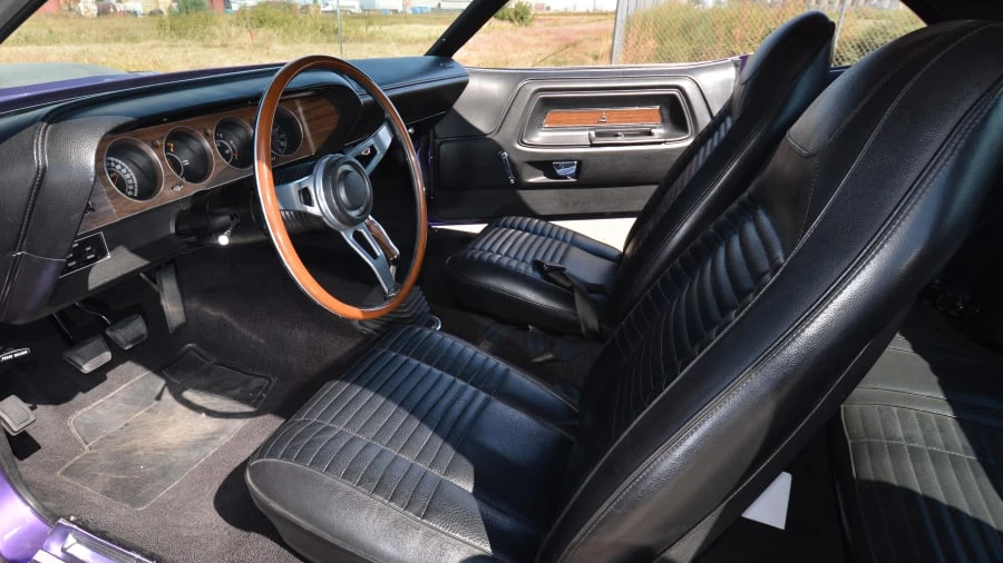 1970 Dodge Challenger Hemi 1st Gen - Image 4 of 12