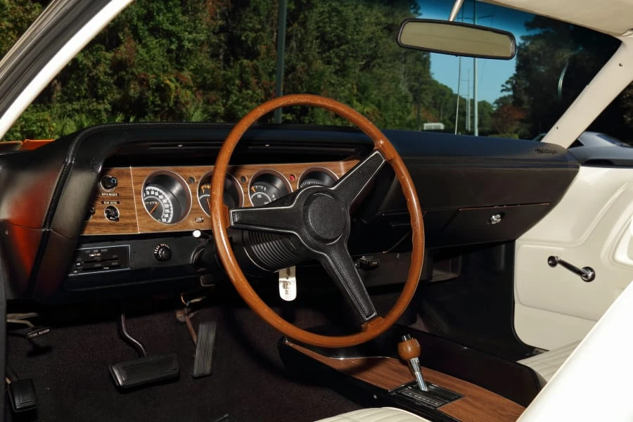 1970 Dodge Challenger Hemi 1st Gen - Image 19 of 27
