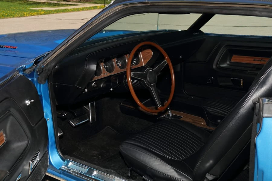 1970 Dodge Challenger Hemi 1st Gen - Image 25 of 31