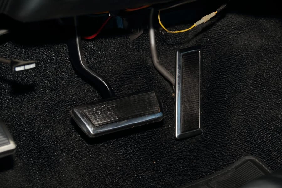 1970 Dodge Challenger Hemi 1st Gen - Image 28 of 31