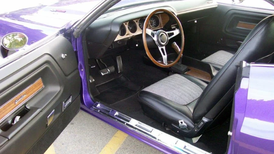 1970 Dodge Challenger Hemi 1st Gen - Image 4 of 11