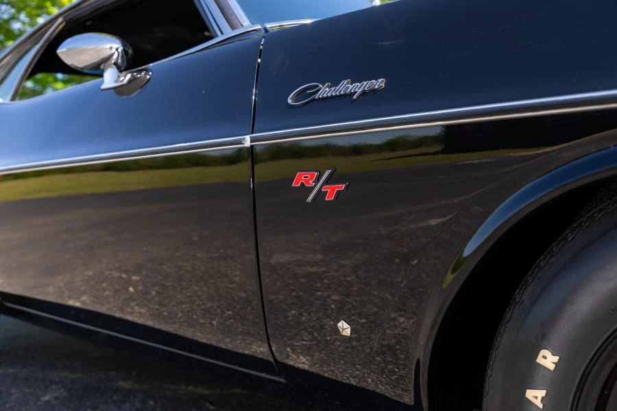 1970 Dodge Challenger Hemi 1st Gen - Image 9 of 31
