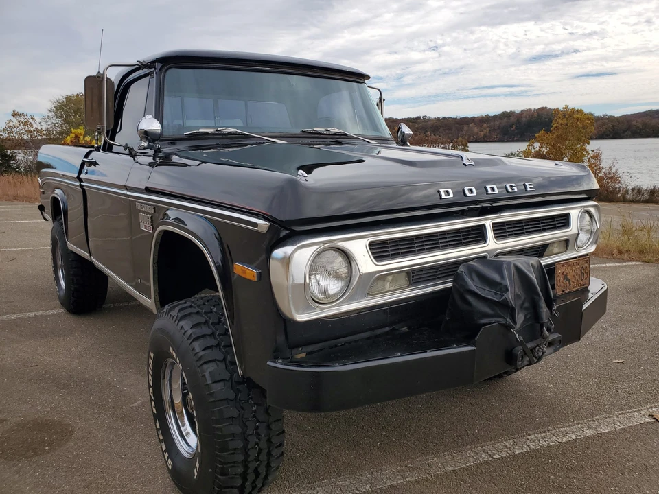 1970 Dodge Power Wagon - Image 4 of 31