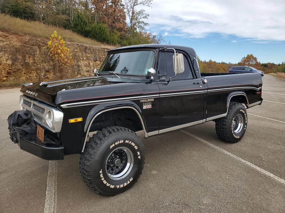1970 Dodge Power Wagon - Image 6 of 31