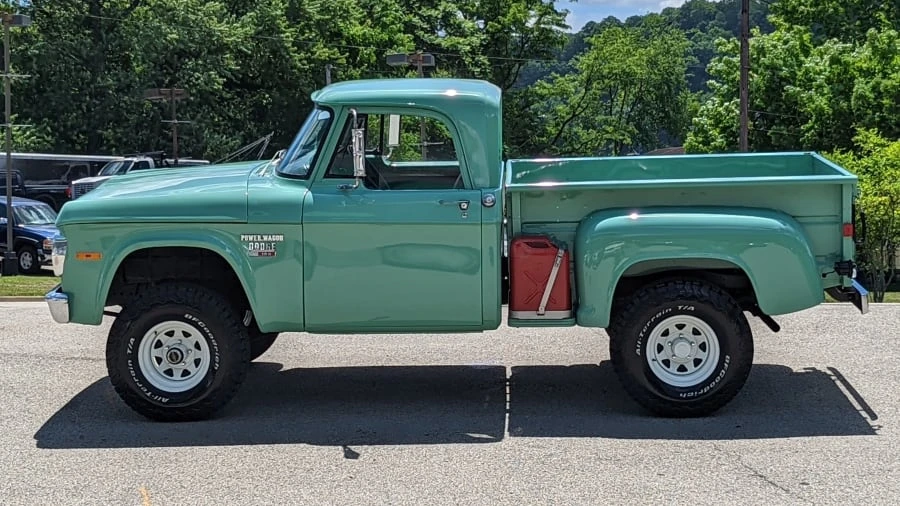 1970 Dodge Power Wagon - Image 3 of 18