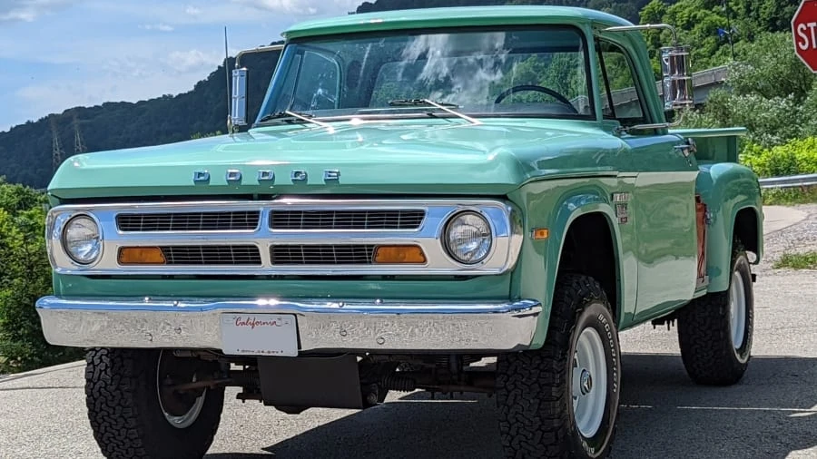 1970 Dodge Power Wagon - Image 17 of 18