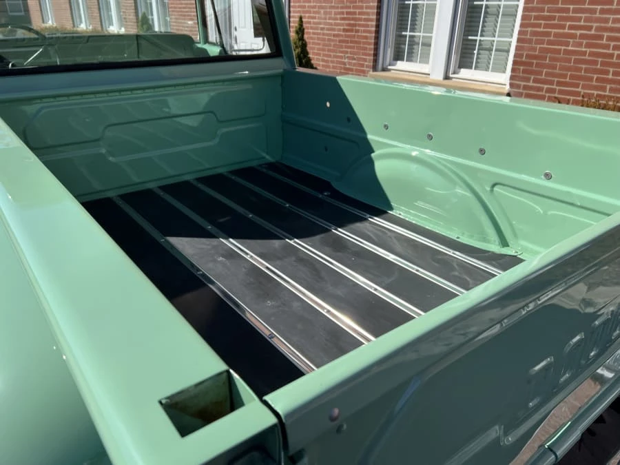 1970 Dodge Power Wagon - Image 4 of 8