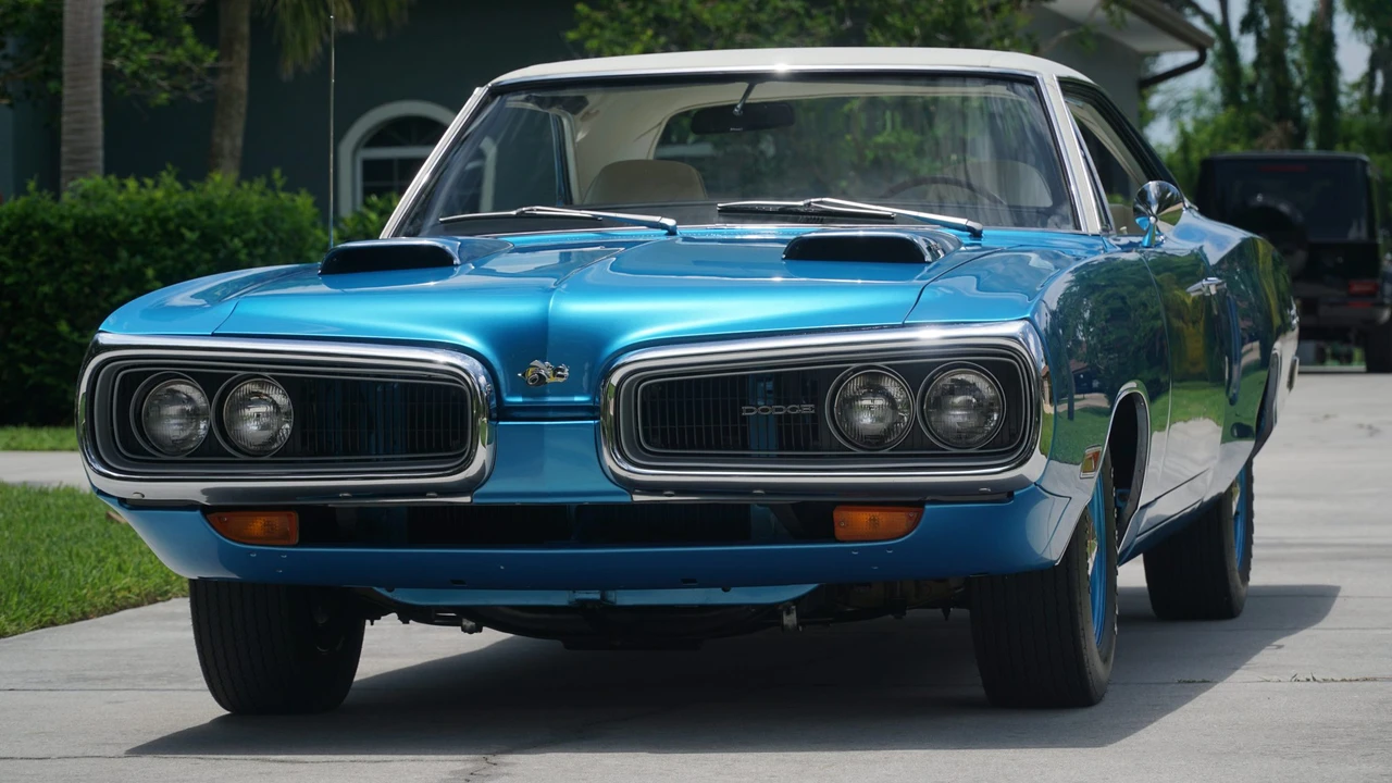 1970 Dodge Super Bee - Image 2 of 31