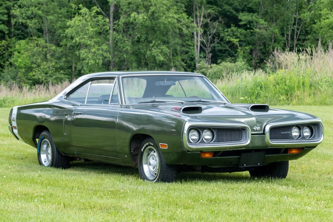 1970 Dodge Super Bee - Image 1 of 31