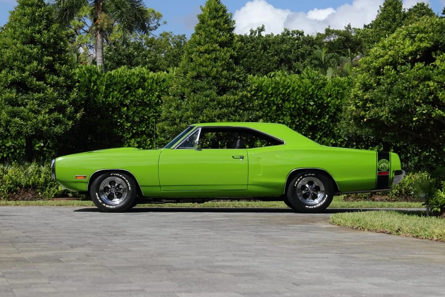 1970 Dodge Super Bee - Image 2 of 31